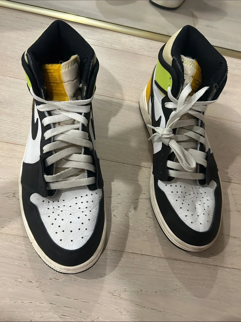 Nike Air Jordan 1 Mid Volt University Gold Black White Men’s